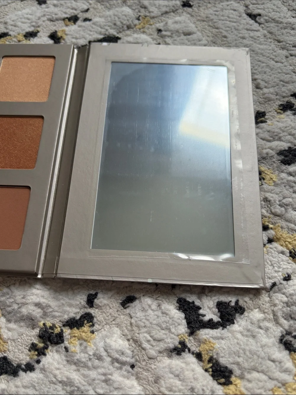 ❤️$10 Iconic London Blaze Chaser Face Palette